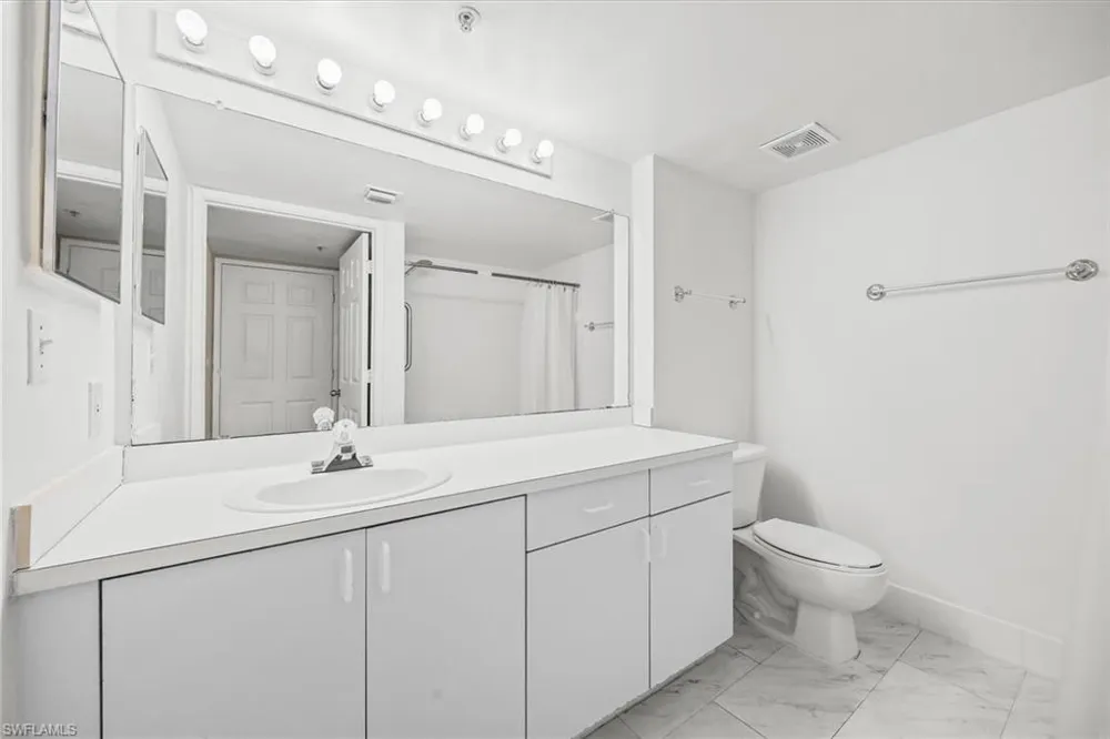 1590 S 42ND CIRCLE #209 Vero Beach, FL 32967