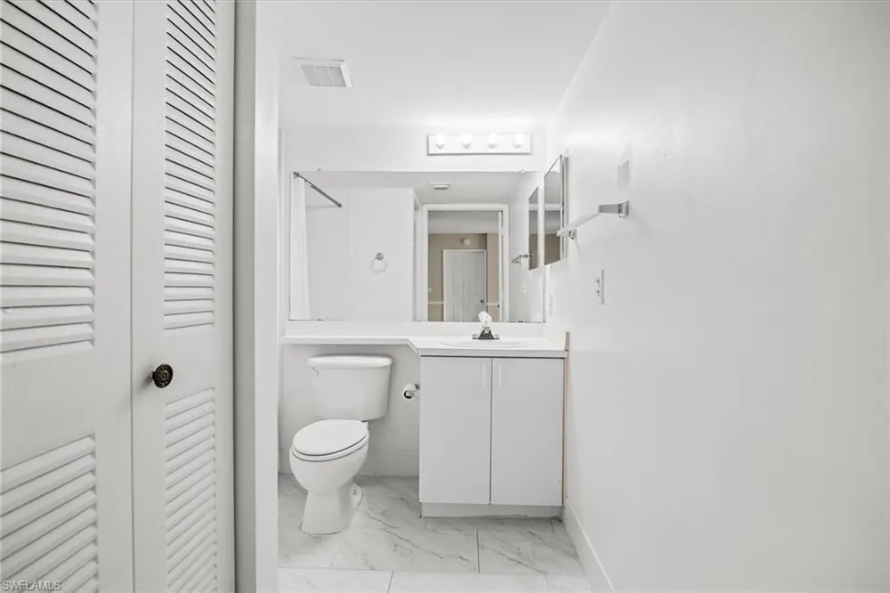 1590 S 42ND CIRCLE #209 Vero Beach, FL 32967
