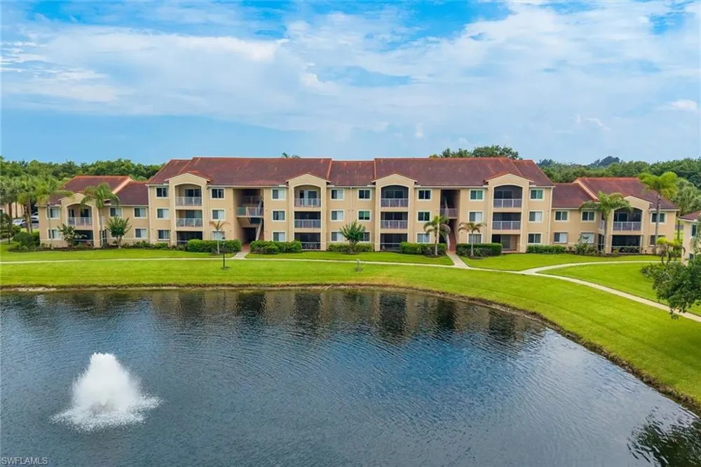 1590 S 42ND CIRCLE #209 Vero Beach, FL 32967