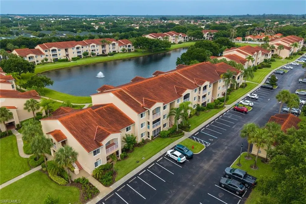 1590 S 42ND CIRCLE #209 Vero Beach, FL 32967