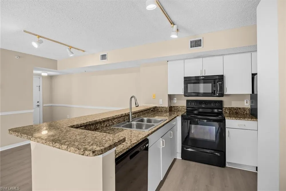 1590 S 42ND CIRCLE #209 Vero Beach, FL 32967