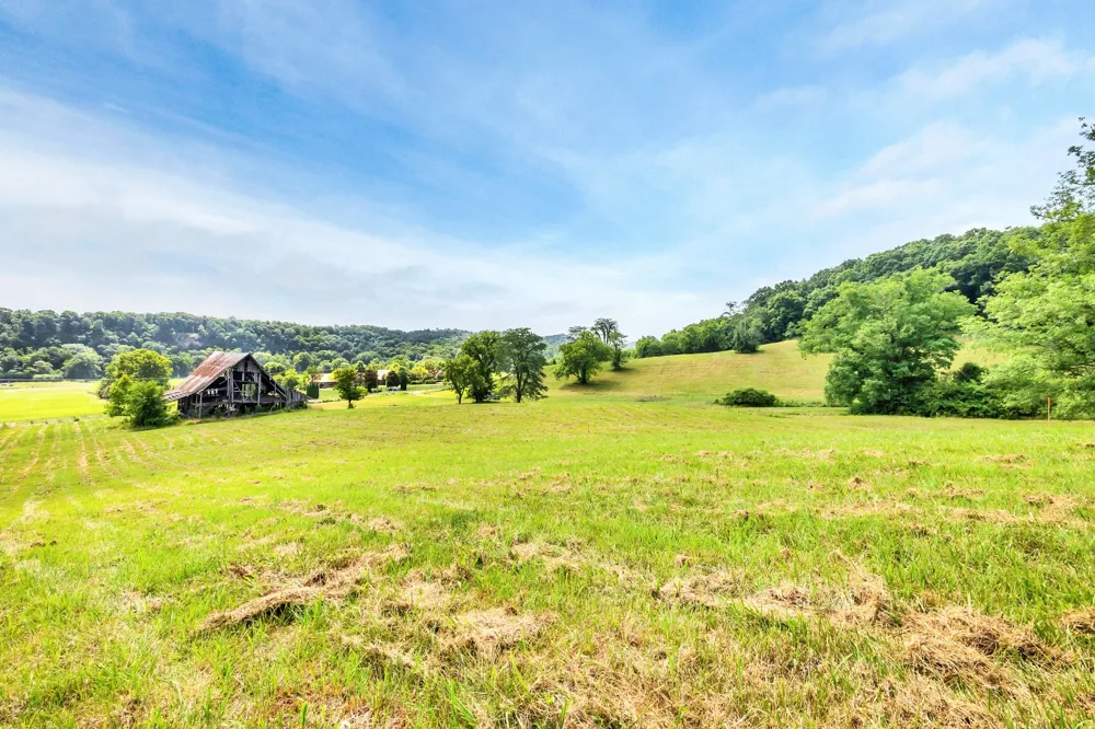 5185 Old Harding Rd Franklin, TN 37064