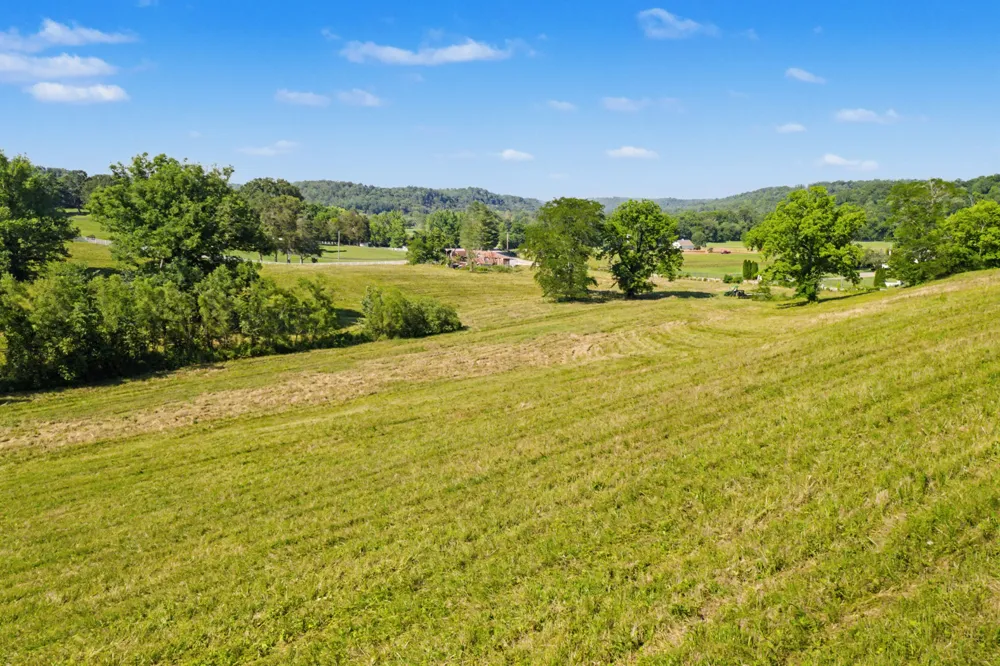 5185 Old Harding Rd Franklin, TN 37064