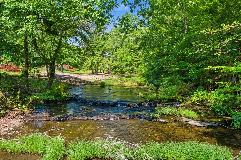 5185 Old Harding Rd Franklin, TN 37064