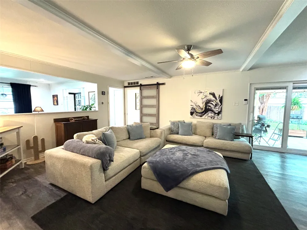 5131 Menefee Drive Dallas, TX 75227