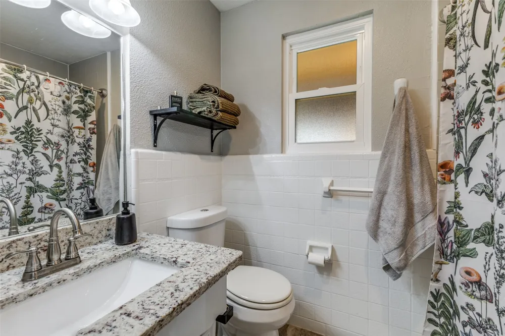 5131 Menefee Drive Dallas, TX 75227