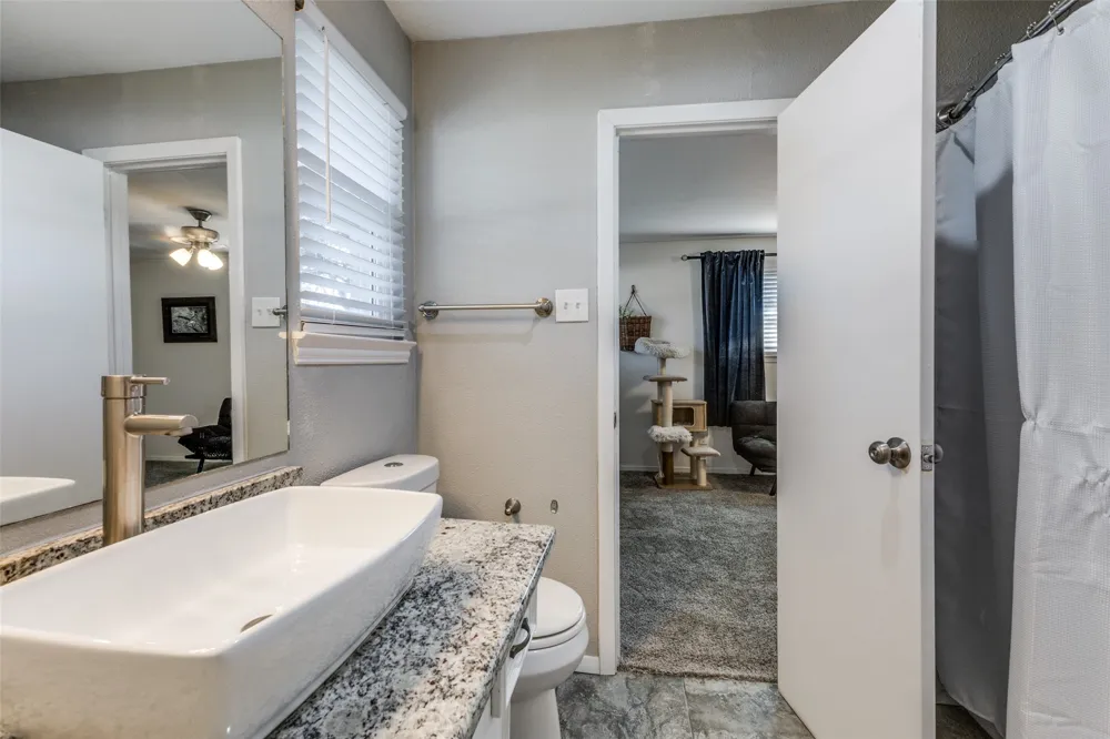 5131 Menefee Drive Dallas, TX 75227