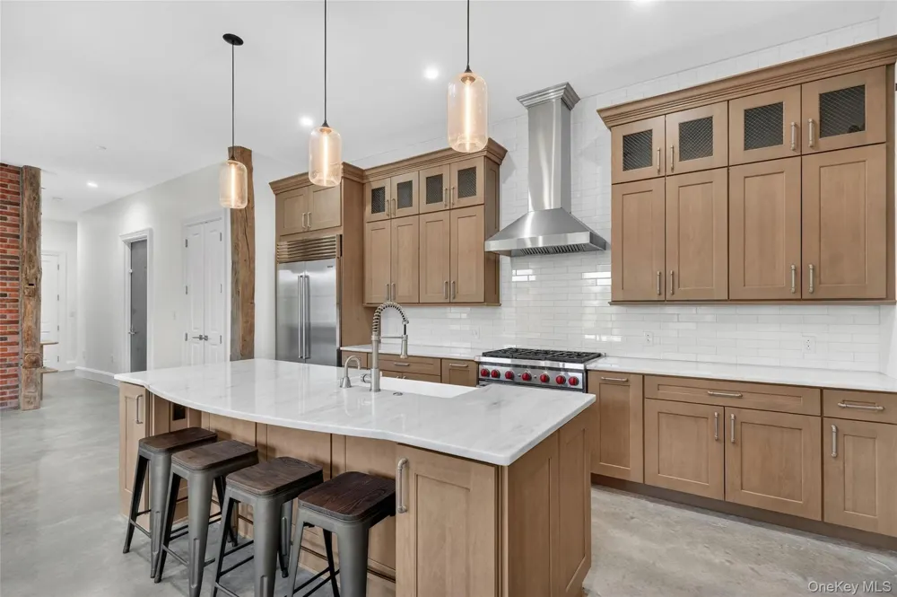 226 Main Street #402 Beacon, NY 12508