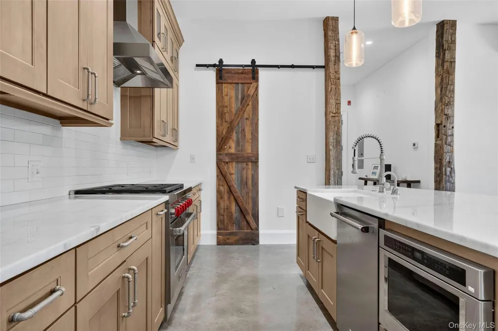 226 Main Street #402 Beacon, NY 12508