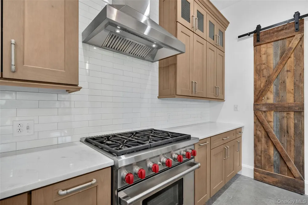 226 Main Street #402 Beacon, NY 12508
