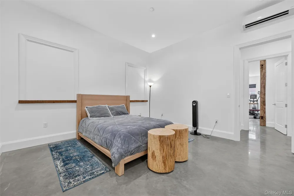 226 Main Street #402 Beacon, NY 12508