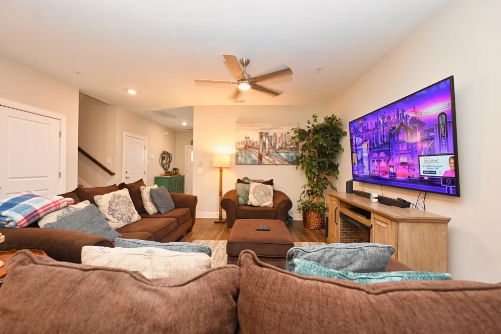 1144 Lock 4 Rd #J2 Gallatin, TN 37066