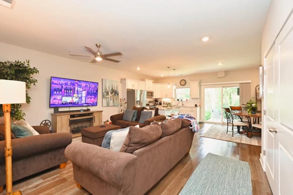 1144 Lock 4 Rd #J2 Gallatin, TN 37066