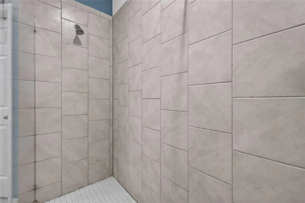 30658 EAST BLUEBELL AVE Eustis, FL 32736