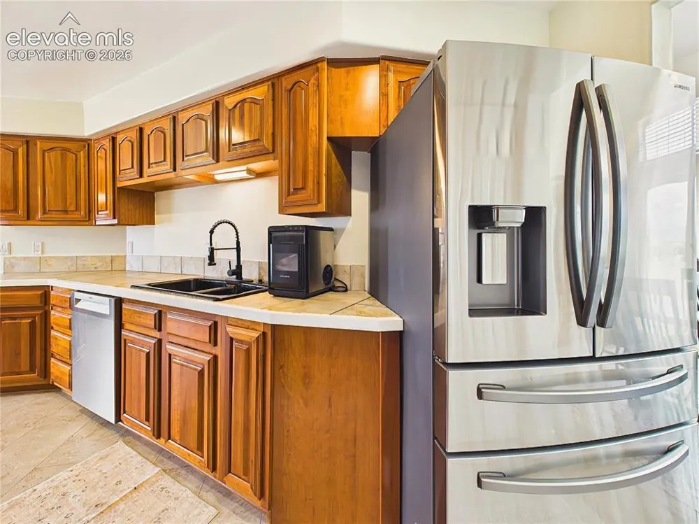 116 Top Notch Trail Penrose, CO 81240