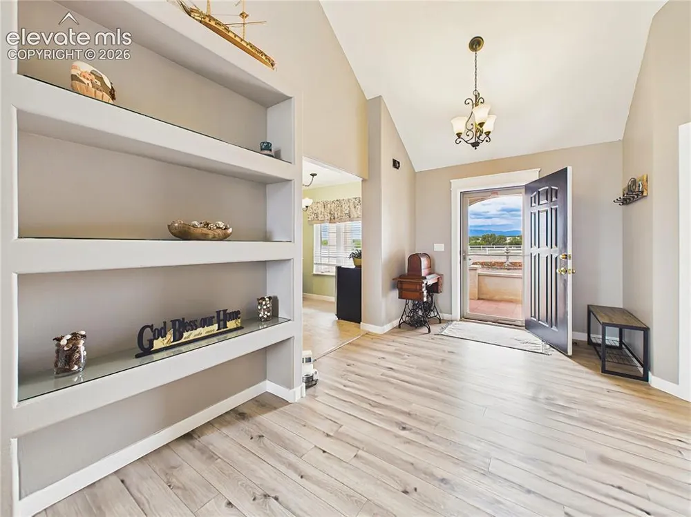 116 Top Notch Trail Penrose, CO 81240