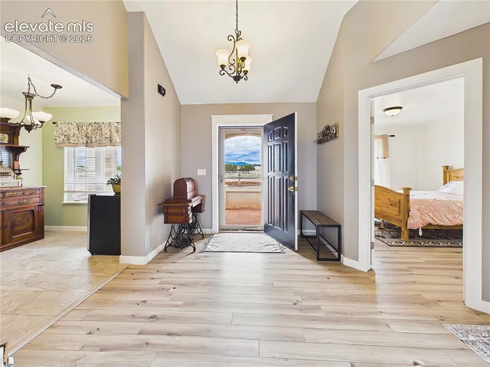 116 Top Notch Trail Penrose, CO 81240