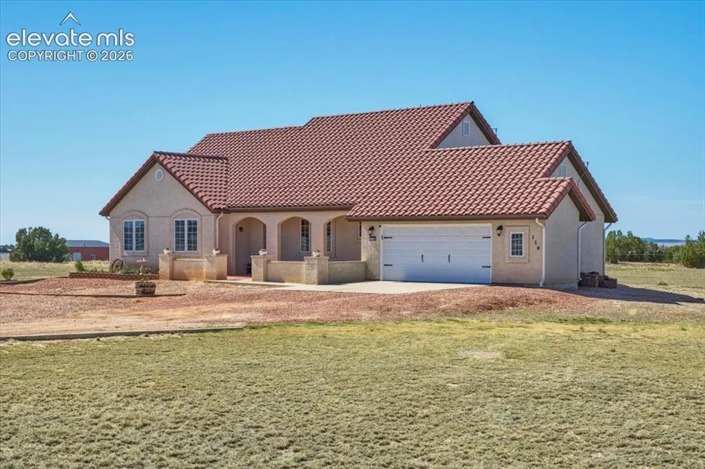 116 Top Notch Trail Penrose, CO 81240