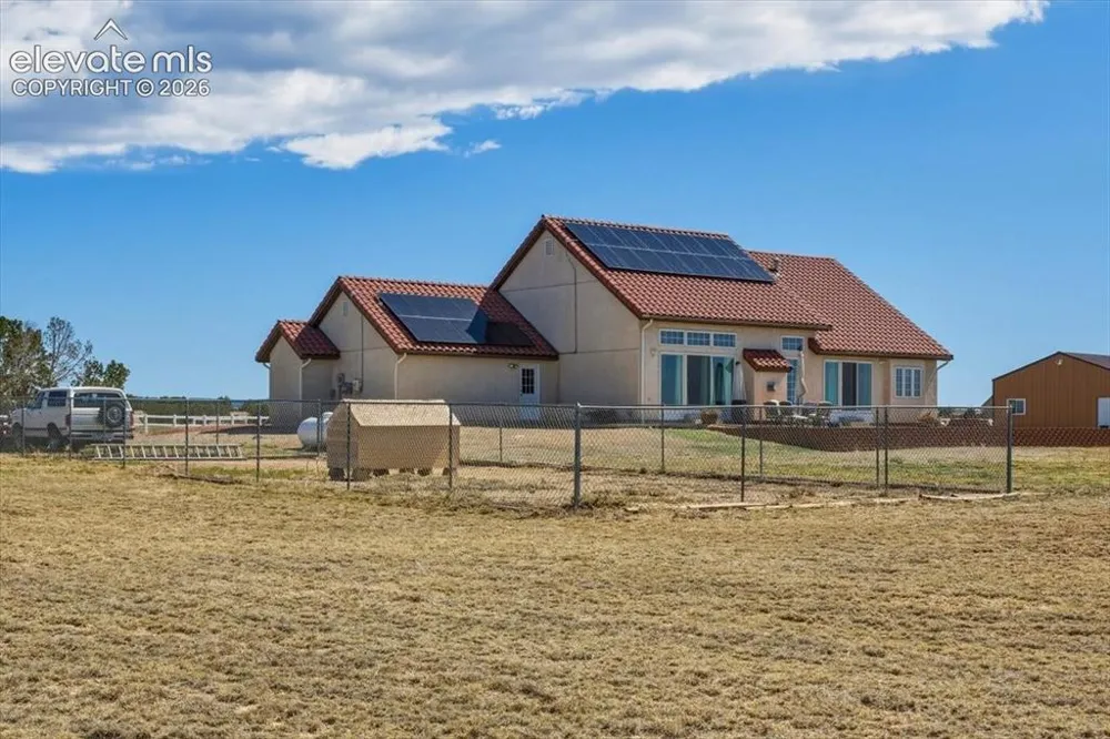 116 Top Notch Trail Penrose, CO 81240