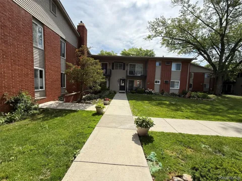 4109 Benjamin Avenue #2