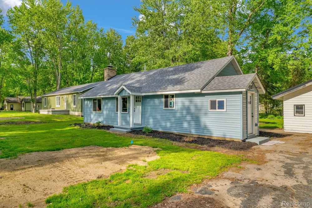 34 Pack Street Croswell City, MI 48422