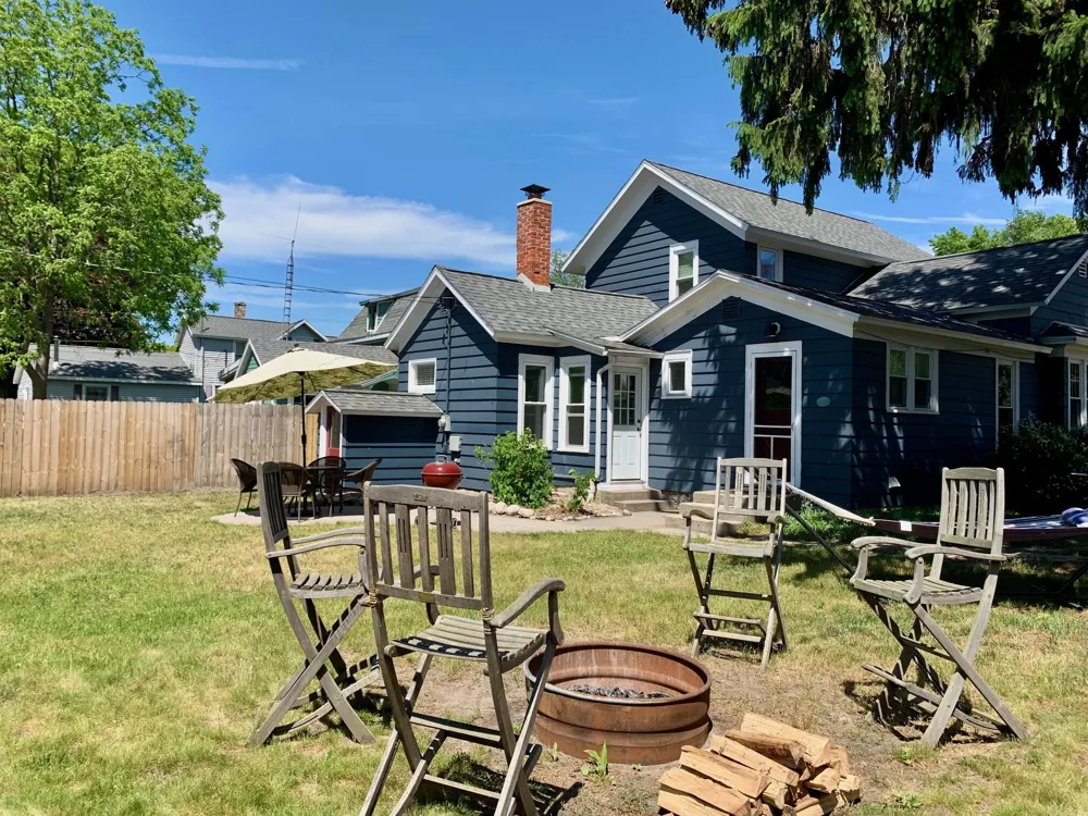 413 Rath Avenue Ludington City, MI 49431