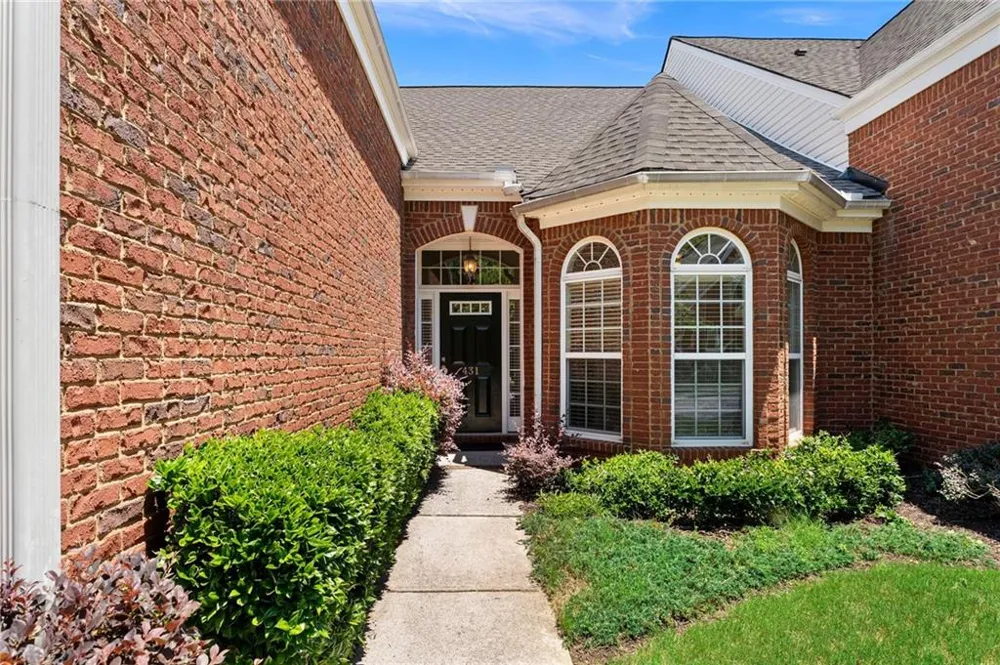 431 Brookes Walk Woodstock, GA 30188