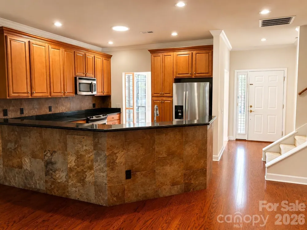 47 Victoria Park Drive Hendersonville, NC 28792