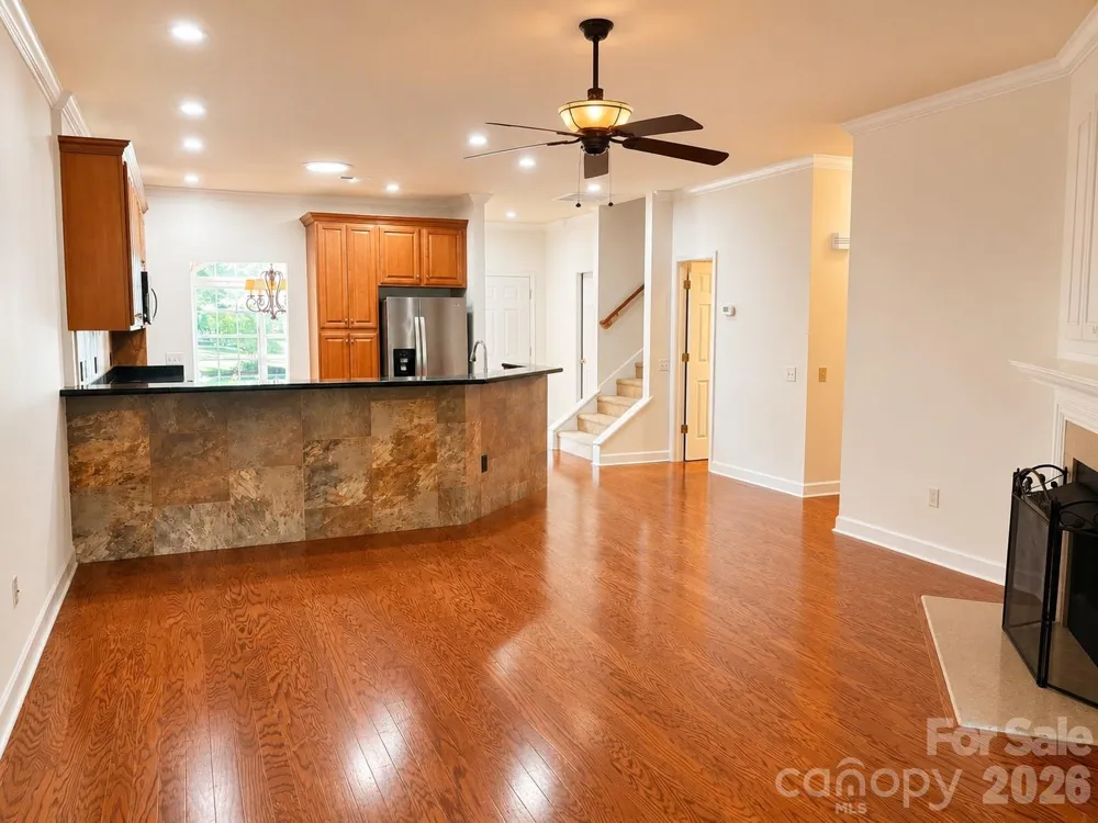 47 Victoria Park Drive Hendersonville, NC 28792