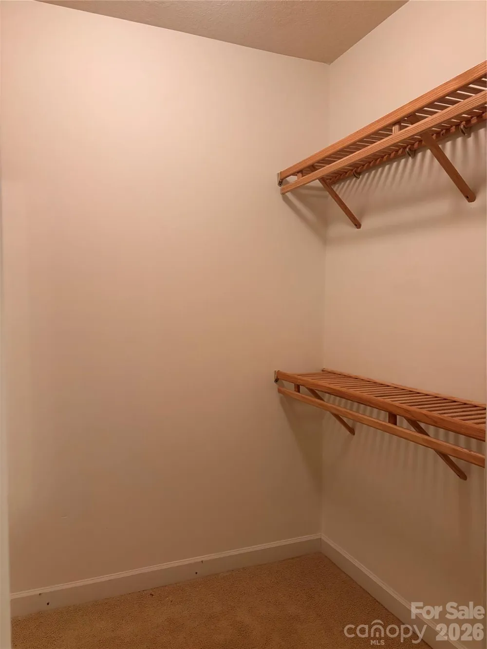 47 Victoria Park Drive Hendersonville, NC 28792