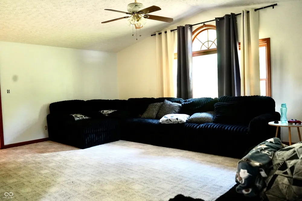 785 Deer Run Orleans, IN 47452