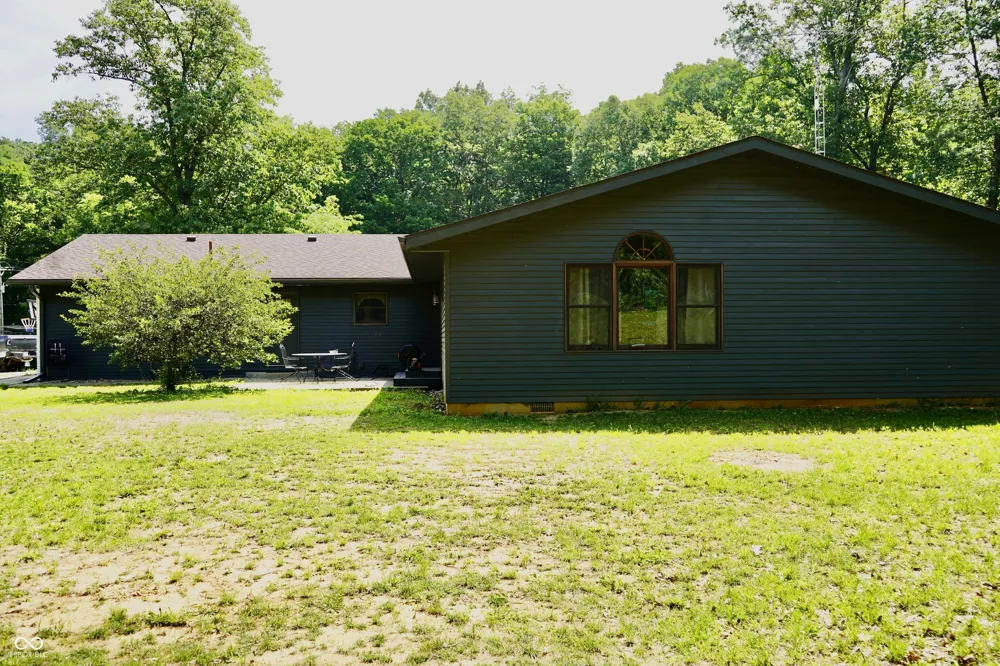 785 Deer Run Orleans, IN 47452