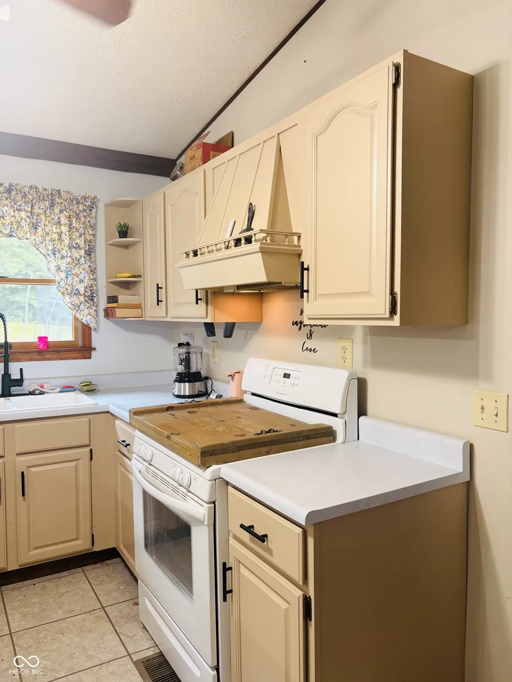 785 Deer Run Orleans, IN 47452
