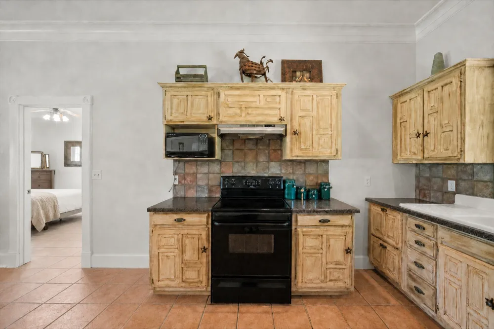4155 FM 3096 Kerens, TX 75144