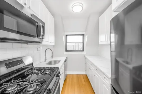 64 Kensington Road #3B