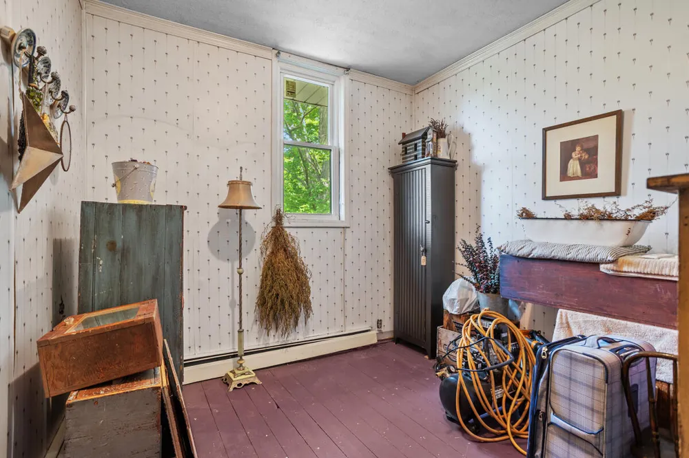 55686 Parkville Road Mendon, MI 49072