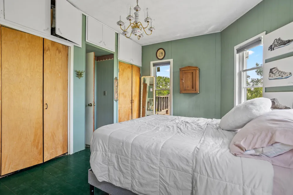 55686 Parkville Road Mendon, MI 49072