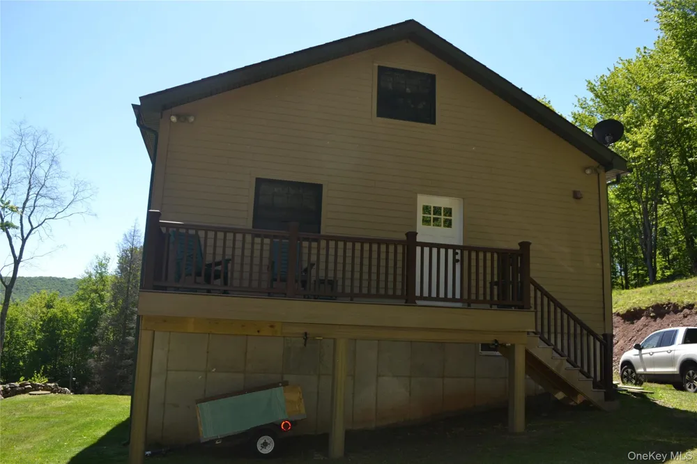157 Wolfs Lair Hamden, NY 13782