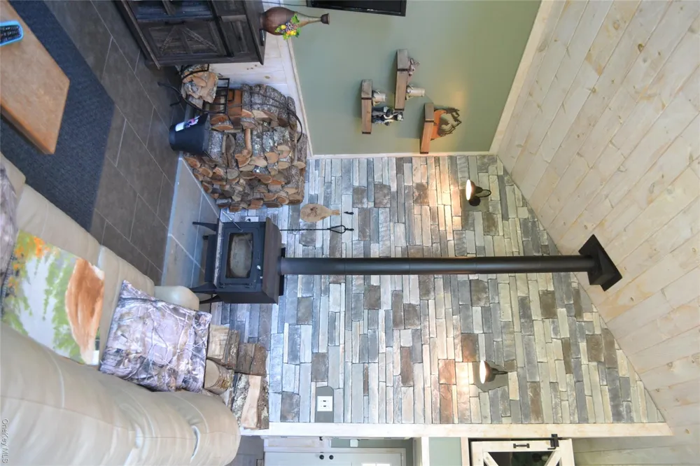 157 Wolfs Lair Hamden, NY 13782
