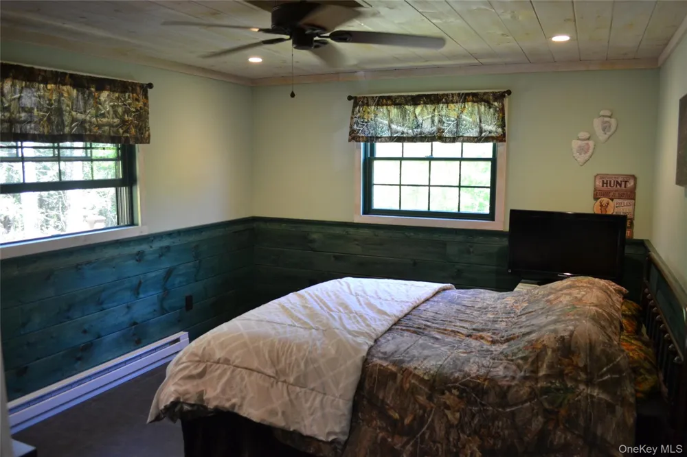 157 Wolfs Lair Hamden, NY 13782