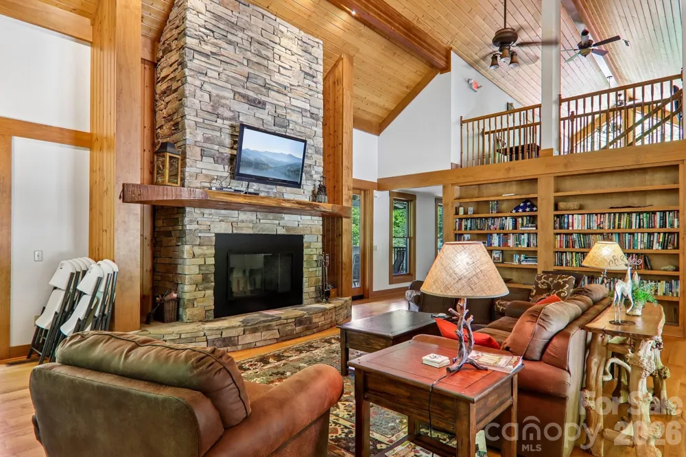 11 Magnolia Branch Drive Zirconia, NC 28790