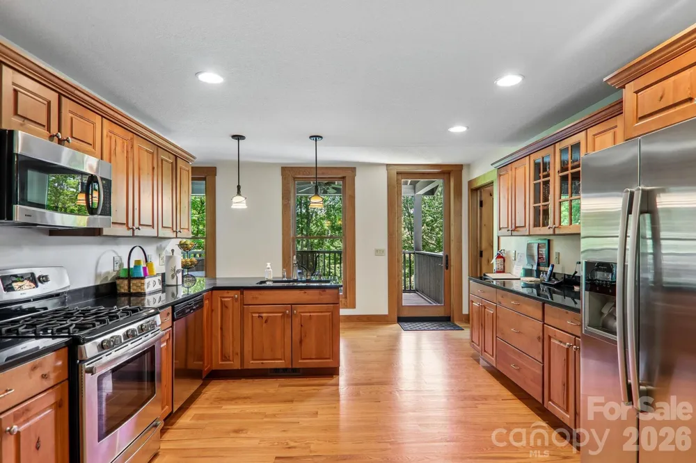 11 Magnolia Branch Drive Zirconia, NC 28790