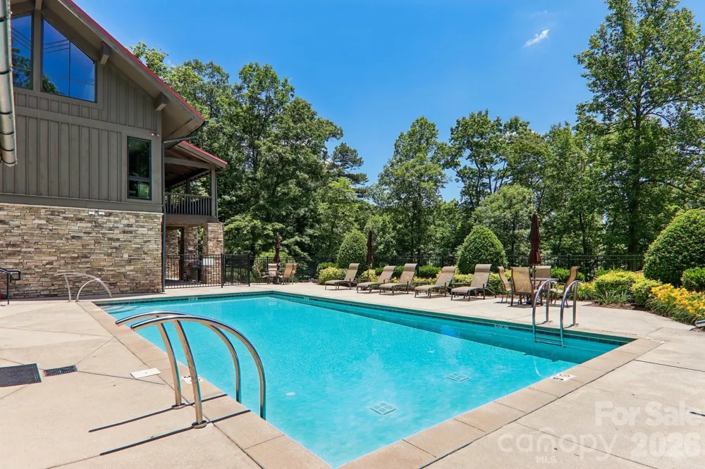 11 Magnolia Branch Drive Zirconia, NC 28790