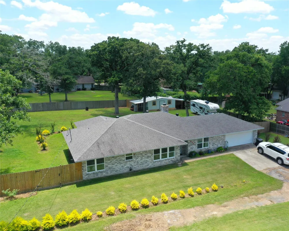 141 Fm 27 W Fairfield, TX 75840