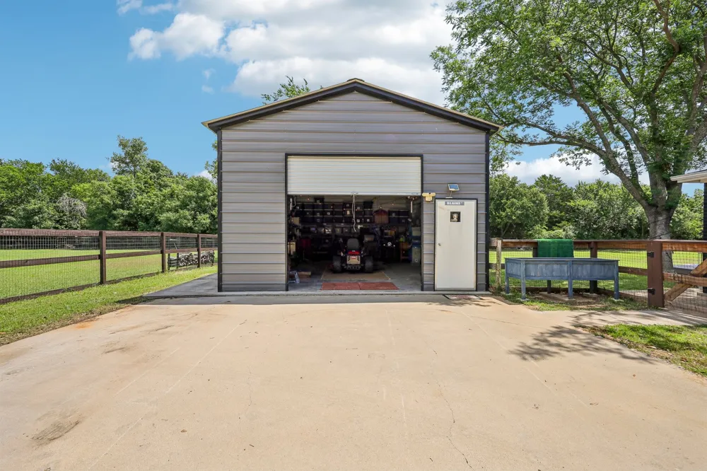 925 Meadow Drive Copper Canyon, TX 75077