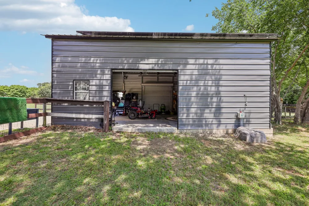 925 Meadow Drive Copper Canyon, TX 75077