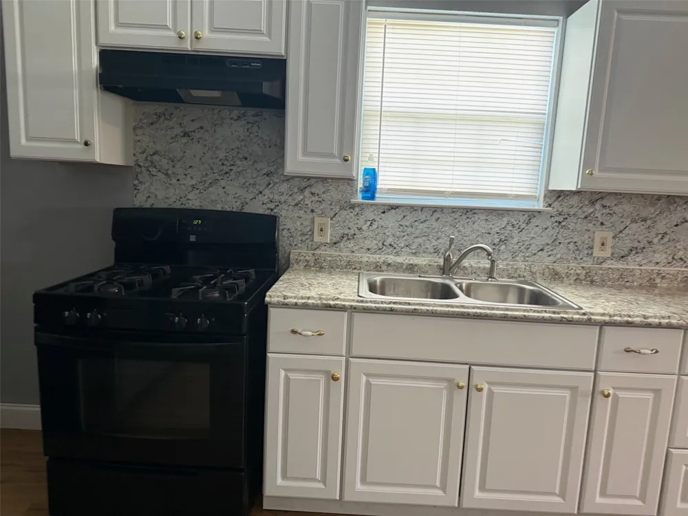 602 W Walcott Avenue Comanche, TX 76442