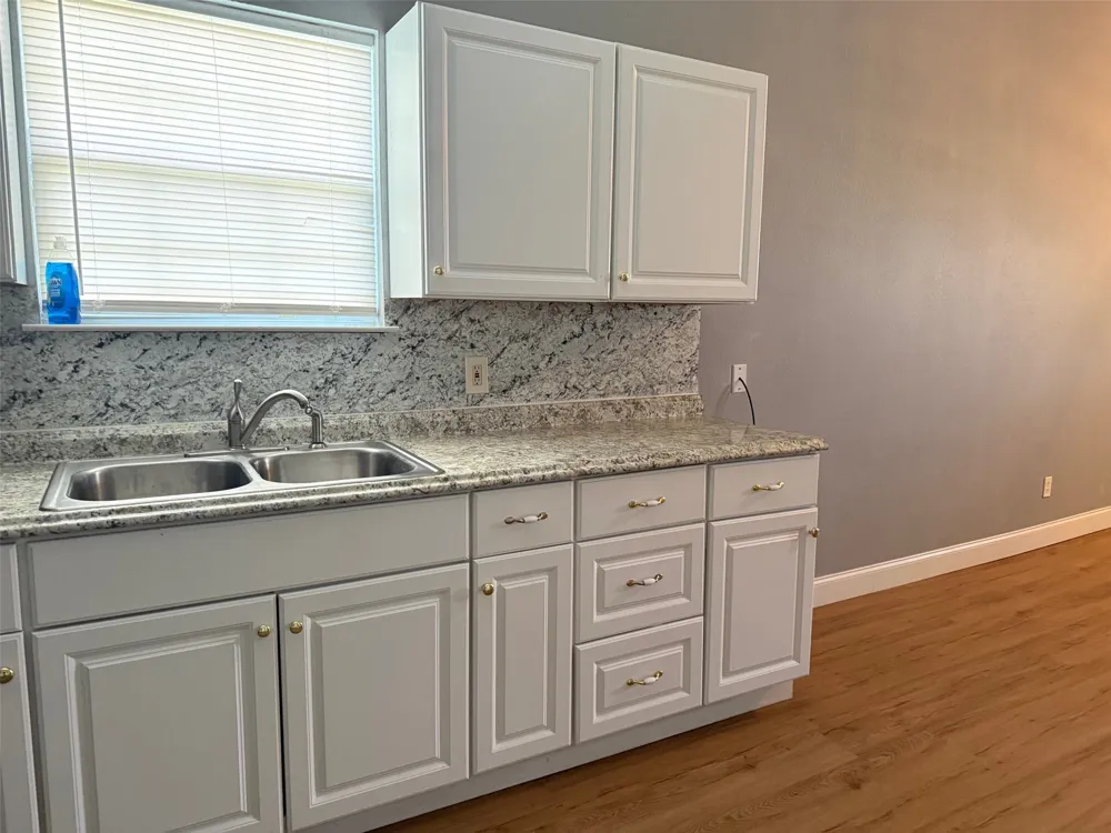 602 W Walcott Avenue Comanche, TX 76442