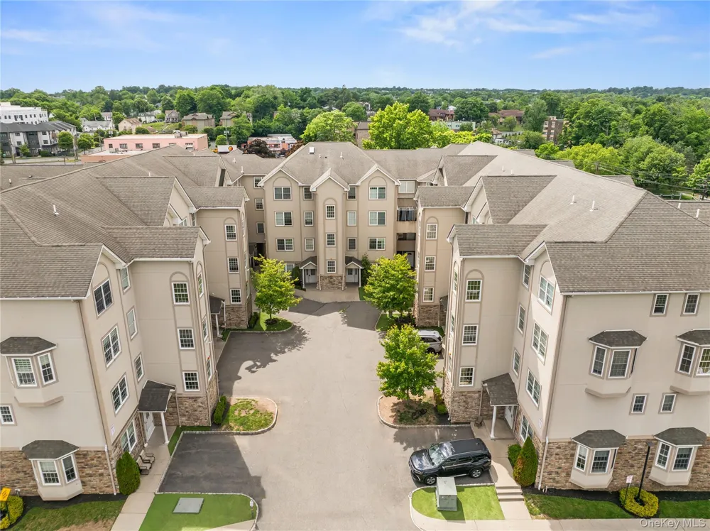 1206 Parkview Drive Spring Valley, NY 10977