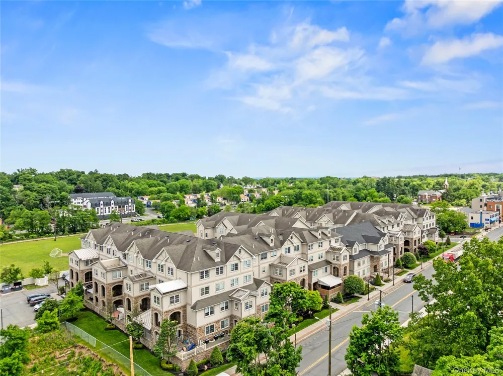 1206 Parkview Drive Spring Valley, NY 10977